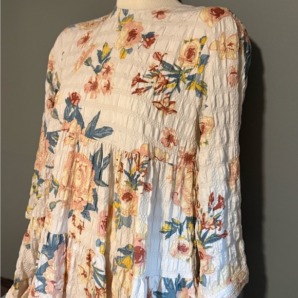 Zara Dresses & Skirts - Zara Floral Dress - White, Pink, Blue